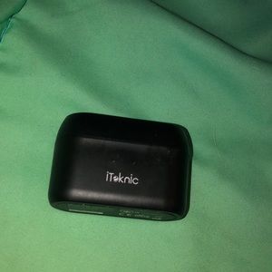 Itoknic ear buds